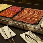 Lux Santiago Hotel