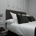 Lux Santiago Hotel 3*
