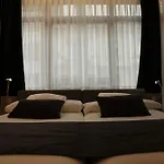 Lux Santiago Hotel 3*