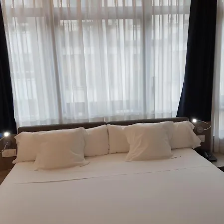 Lux Santiago