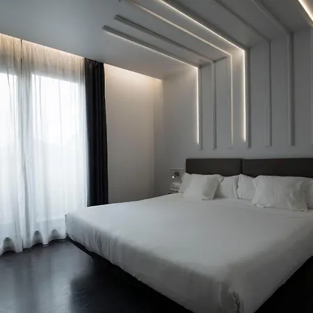 Hotel Lux Santiago
