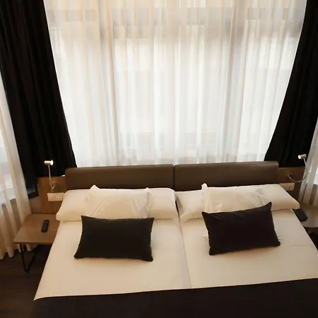 Hotel Lux Santiago