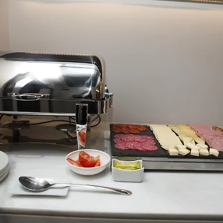 Lux Santiago 3* سانتياغو دي كومبوستيلا
