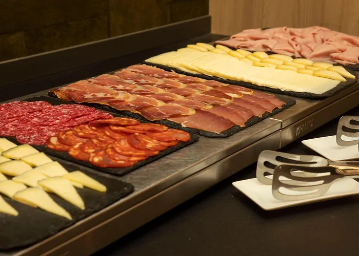 Lux Santiago Hotel 3*