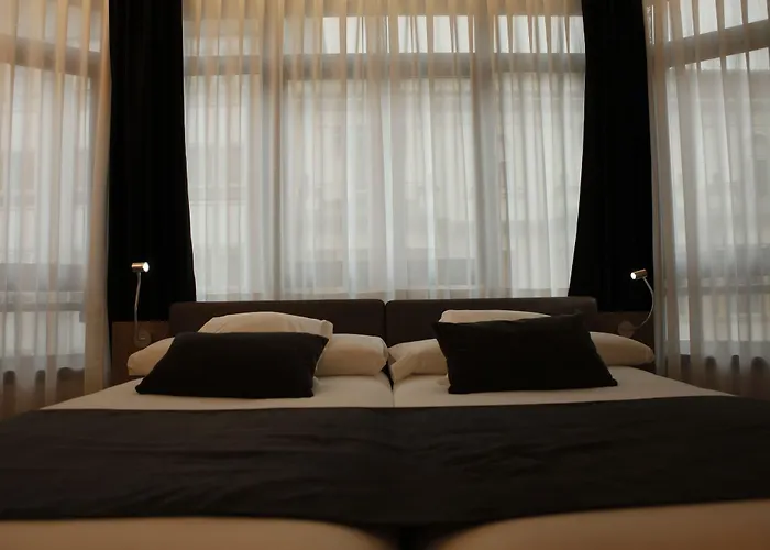 Lux Santiago Hotel 3*