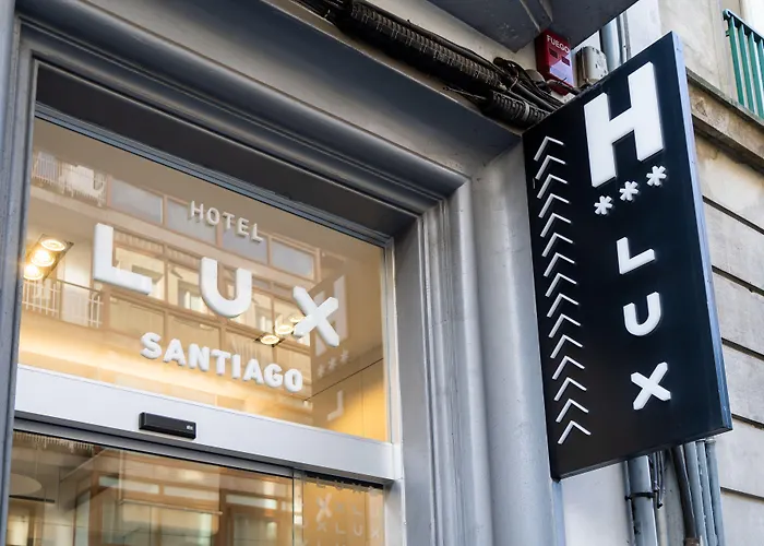 Hotel Lux Santiago 3*