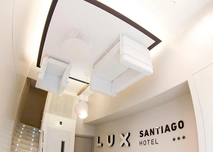 Lux Santiago 3*